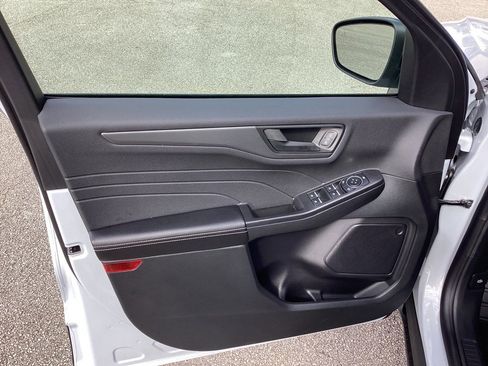 New 2026 Ford Escape Active image 23