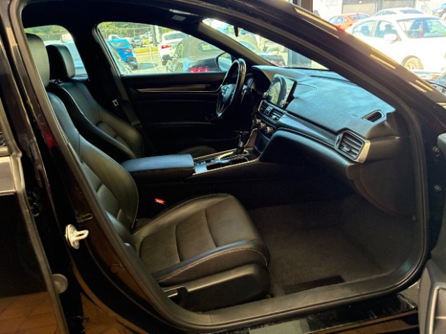 Used 2022 Honda Accord Sport image 26