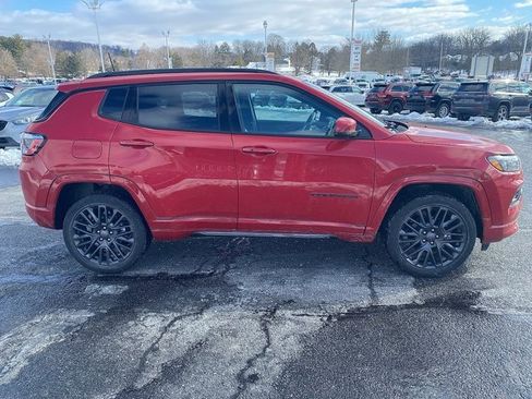 Used 2022 Jeep Compass Limited image 9