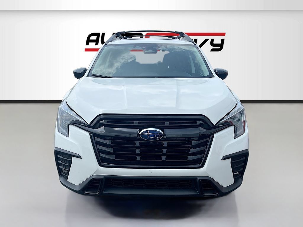 Used 2025 Subaru Ascent Bronze Edition AWD/4WD image 2