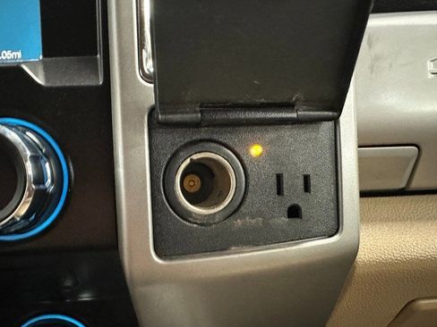 Used 2017 Ford F350 Lariat w/ FX4 Off-Road Package image 76