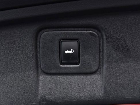 Certified 2024 Nissan Murano SL image 30