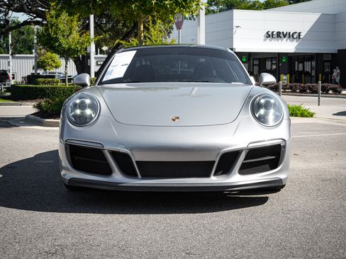 Used 2019 Porsche 911 Carrera GTS RWD image 3