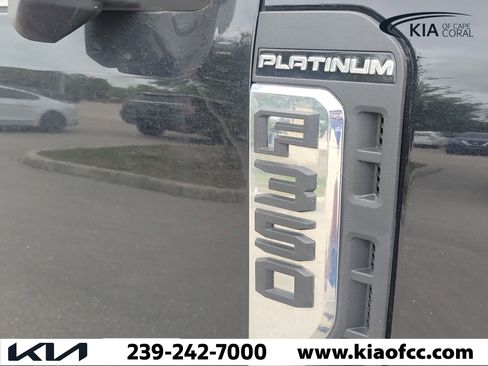 Used 2024 Ford F350 Platinum AWD/4WD image 8