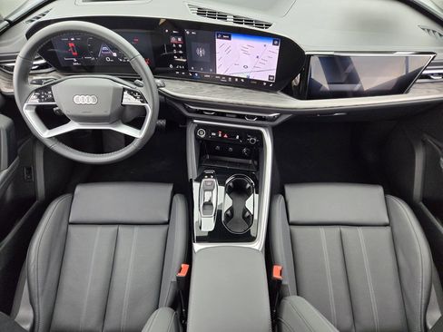 Certified 2025 Audi Q5 Prestige image 34