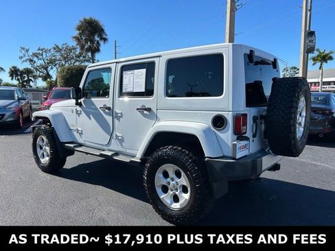 Used 2015 Jeep Wrangler Unlimited Sahara w/ Connectivity Group image 4