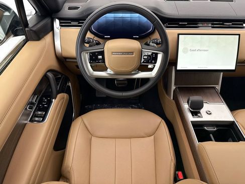 New 2026 Land Rover Range Rover Long Wheelbase SE AWD/4WD image 10