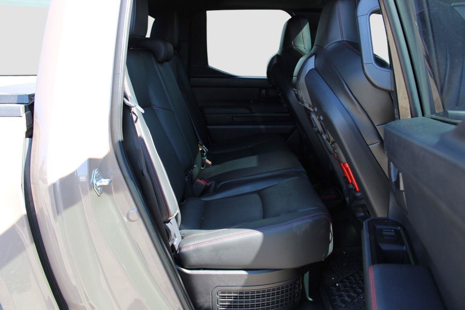 Used 2025 Toyota Tacoma TRD Pro w/ Tow Tech Package AWD/4WD image 15