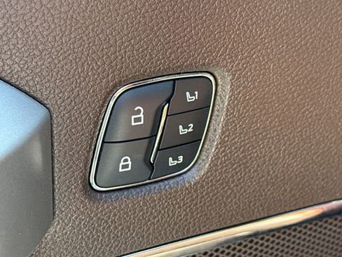 Used 2022 Ford F250 King Ranch w/ Chrome Package image 21