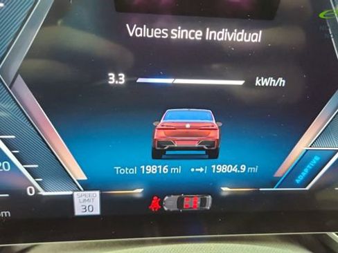 Used 2024 BMW i7 eDrive50 w/ M Sport Package RWD image 39