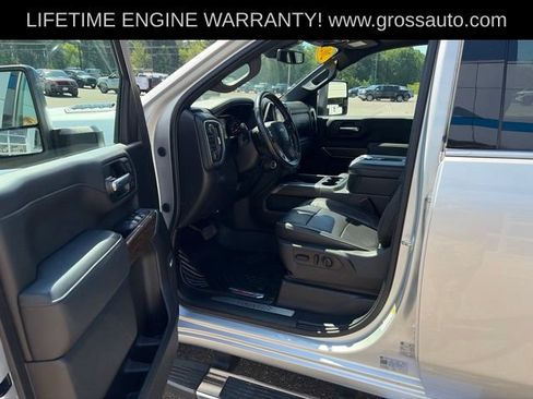 Used 2022 Chevrolet Silverado 2500 High Country w/ Safety Package II AWD/4WD image 13