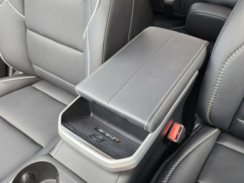 New 2026 GMC Terrain Denali image 33