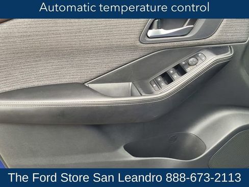 Used 2023 Nissan Rogue SV FWD image 14