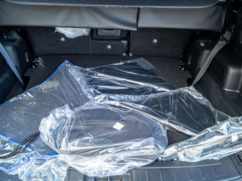 New 2025 Mitsubishi Outlander ES image 15