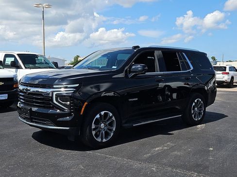Used 2025 Chevrolet Tahoe LS RWD image 13