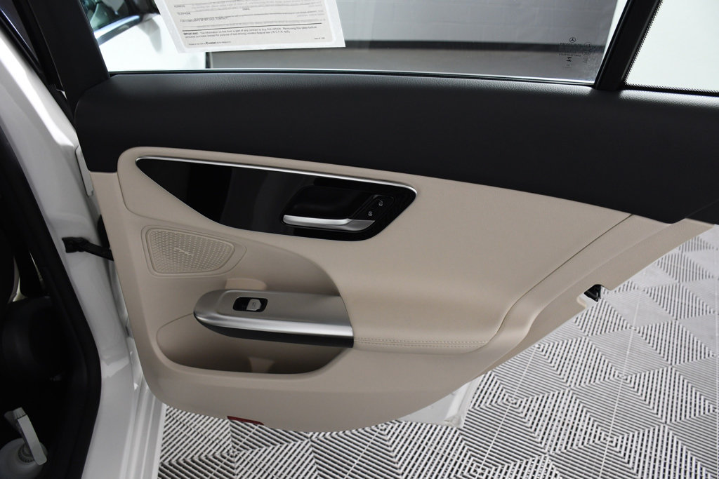 Used 2023 Mercedes-Benz C 300 4MATIC Sedan image 20