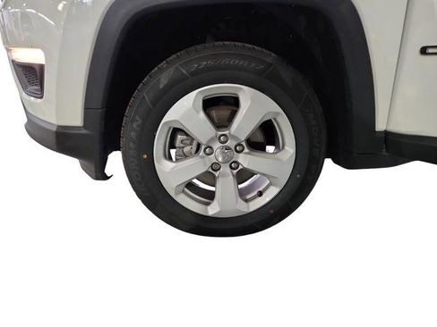Used 2019 Jeep Compass Latitude w/ Popular Equipment Group AWD/4WD image 26