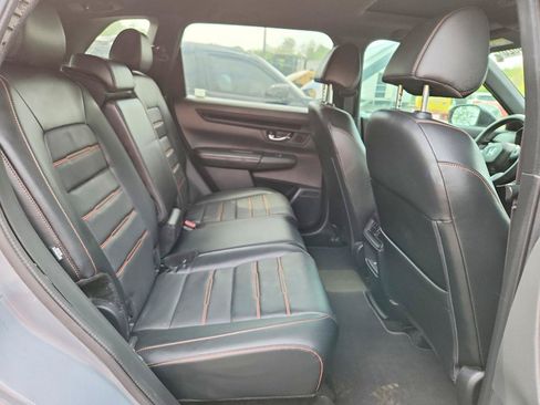 Used 2025 Honda CR-V Sport-L image 9