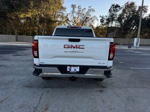 Used 2024 GMC Sierra 1500 SLE image 8