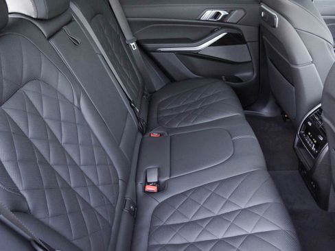 Used 2026 BMW X5 sDrive40i image 37