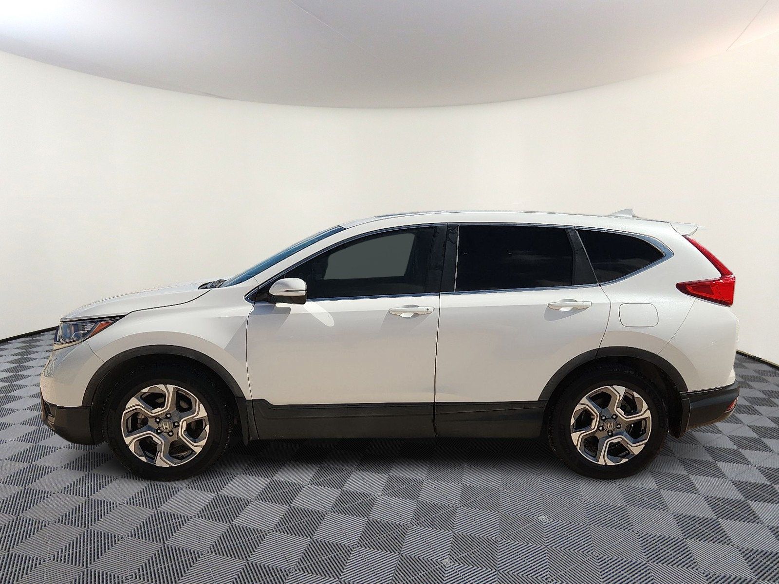 Used 2019 Honda CR-V EX-L image 2