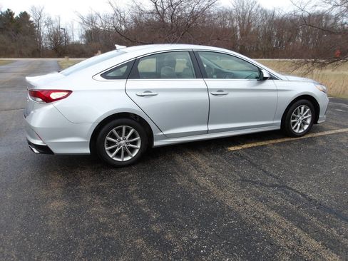 Used 2019 Hyundai Sonata SE image 11