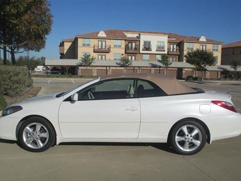 Used 2007 Toyota Solara SLE image 2