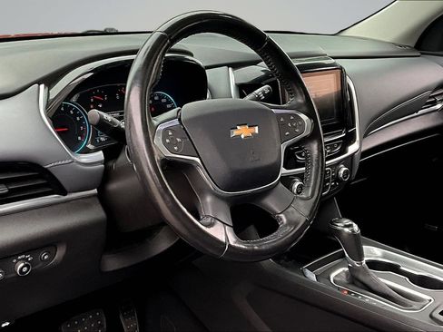 Used 2019 Chevrolet Traverse LT w/ LT Premium Package AWD/4WD image 17