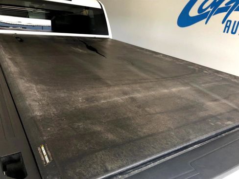 Used 2024 GMC Sierra 2500 SLE w/ SLE Convenience Package image 9