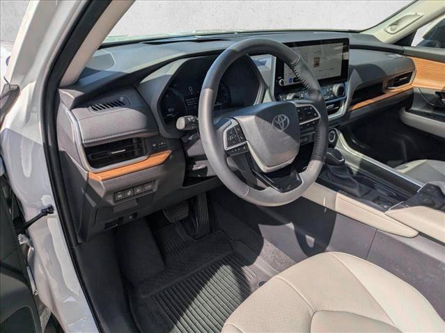 Used 2026 Toyota Grand Highlander AWD Hybrid image 9