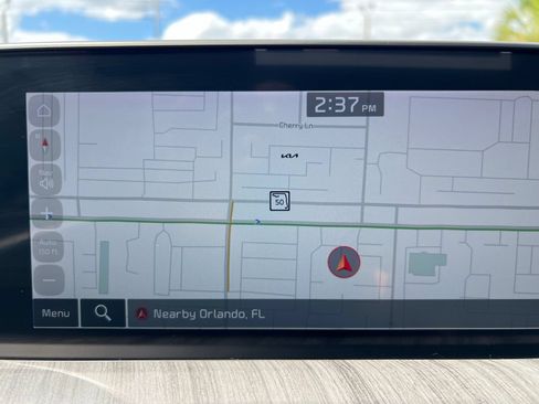 Used 2025 Kia Telluride EX w/ EX Captain's Chair Package FWD image 41