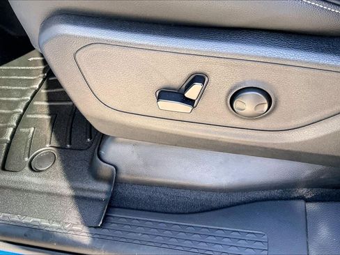 New 2026 RAM 1500 Big Horn AWD/4WD image 17