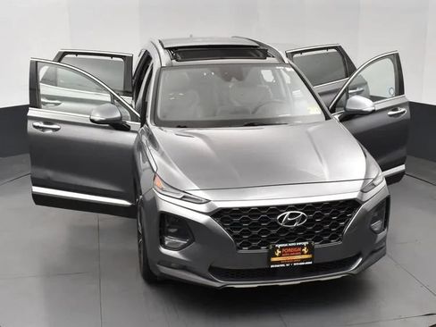 Used 2019 Hyundai Santa Fe AWD image 10