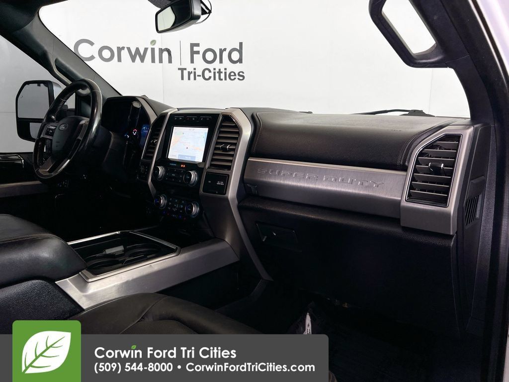 Used 2020 Ford F350 Platinum w/ Tremor Off-Road Package AWD/4WD image 30