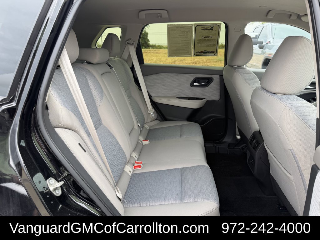 Used 2023 Nissan Rogue SV FWD image 29