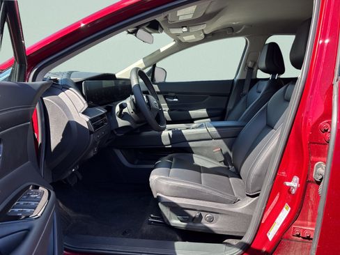 Used 2025 Nissan Murano SV AWD/4WD image 12