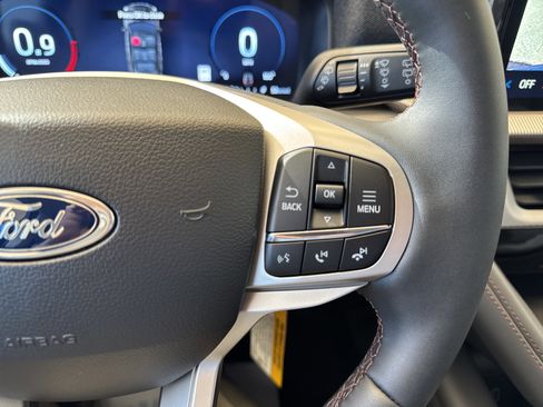 New 2026 Ford Explorer Active image 30