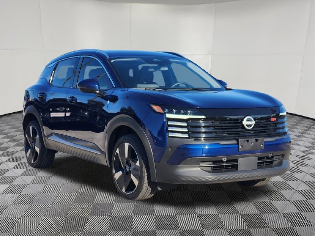 Used 2025 Nissan Kicks SR FWD image 3