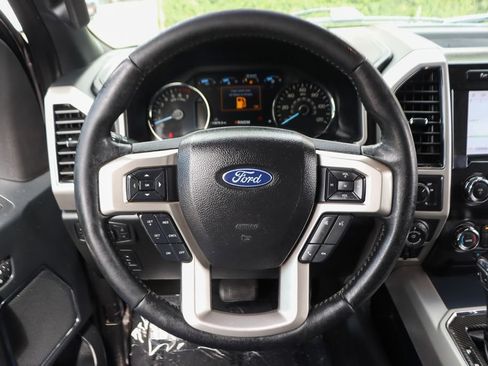 Used 2020 Ford F150 Lariat RWD image 20