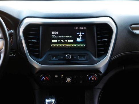 Used 2019 GMC Acadia SLE image 42