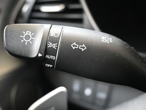 Used 2023 Genesis G70 3.3T w/ Sport Advanced Package image 28