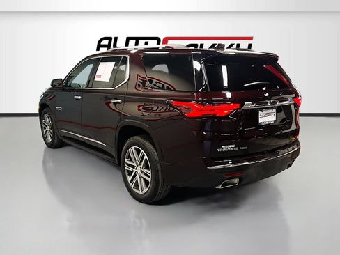 Used 2022 Chevrolet Traverse High Country w/ LPO, Floor Liner Package AWD/4WD image 5