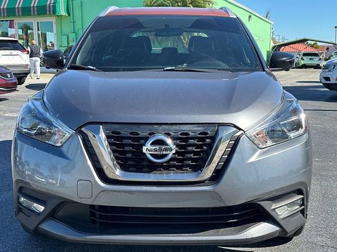 Used 2019 Nissan Kicks SR w/ SR Premium Package image 8