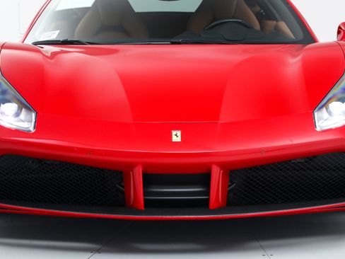 Certified 2019 Ferrari 488 GTB image 12
