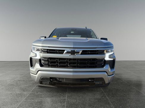 Used 2024 Chevrolet Silverado 1500 RST AWD/4WD image 8