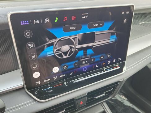 New 2026 Volkswagen Tiguan SE R-Line AWD/4WD image 10