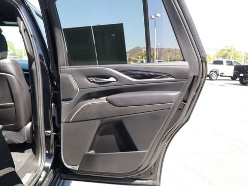 Used 2021 Cadillac Escalade Sport RWD image 31