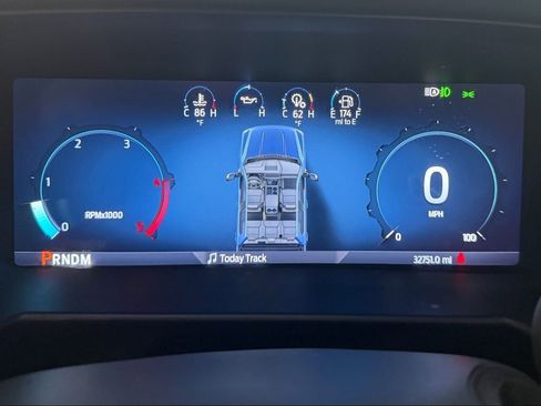 Used 2023 Ford F350 Lariat w/ Chrome Package image 29