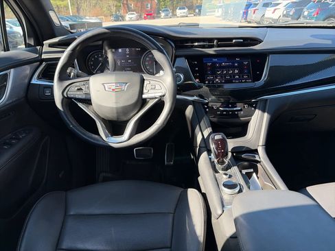 Certified 2023 Cadillac XT6 Sport w/ Technology Package image 12
