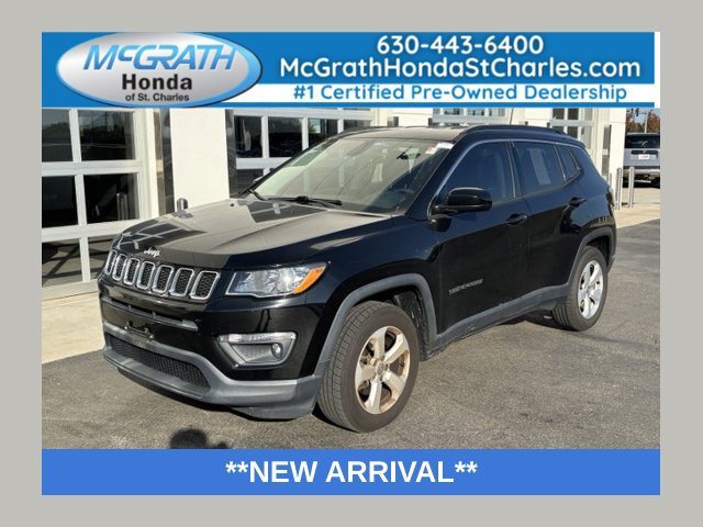 Used 2017 Jeep Compass Latitude w/ Popular Equipment Group AWD/4WD image 1